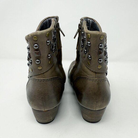 Taos Taupe Leather Verge Ankle Booties Women's Sz 8 Side Zip Stud/Rivet Accents - Picture 5 of 9